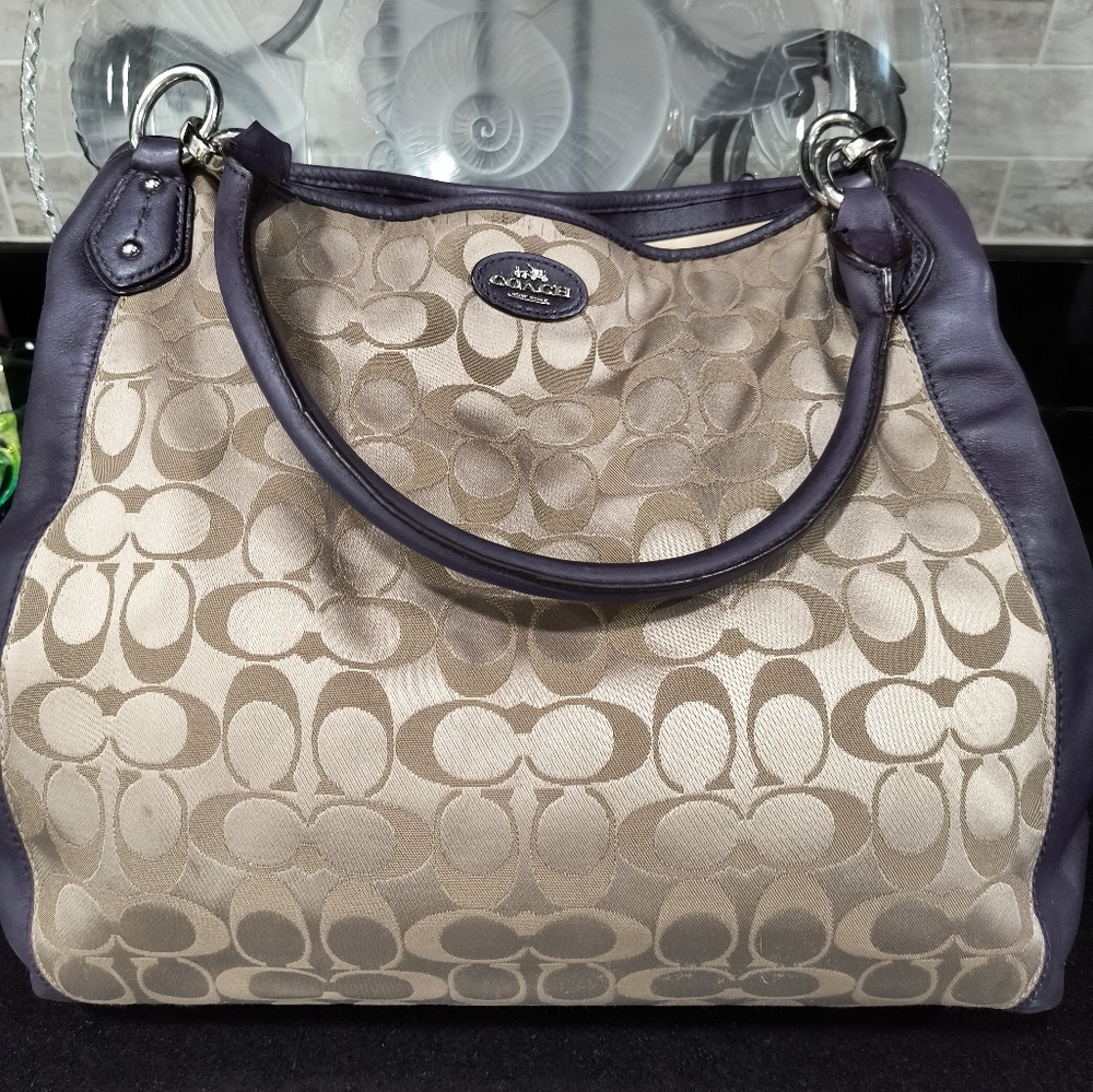 Coach Beige and Purple Shoulder Bag
